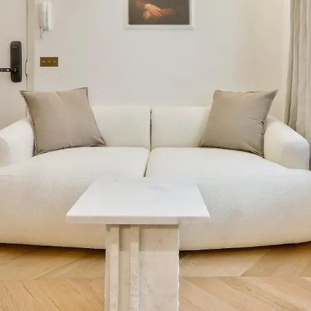 Apartment Mona-lisa's Paris